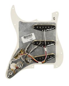 Fender Pre-Wired Strat Pickguard Tex-Mex SSS, 11 screw holes, parchment