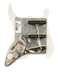 Fender Pre-Wired Strat Pickguard Original '57/'62 SSS, 11 screw holes, tortoise shell